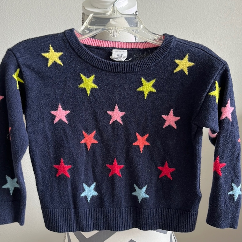 Baby Gap sweater☀️🌈☀️🌈